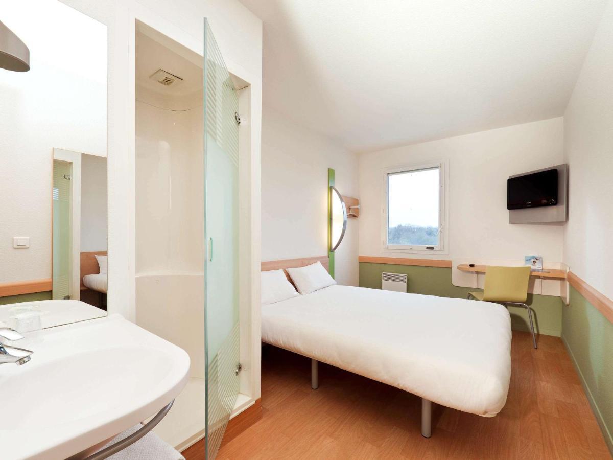 Ibis Budget Mantes-La-Jolie ภายนอก รูปภาพ